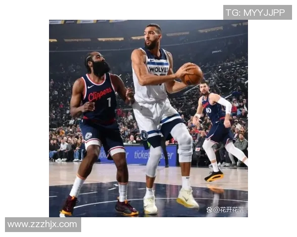 明尼苏达森林狼与克里夫兰骑士的激烈对决揭示NBA新赛季的精彩看点